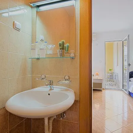 Budva Inn Guest House
