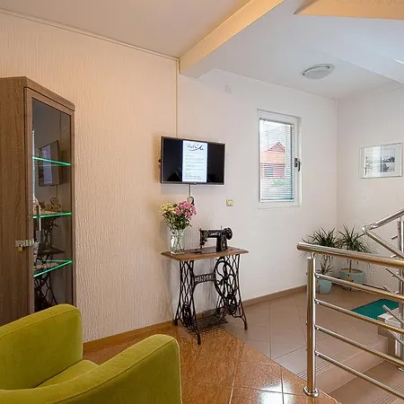Budva Inn Guest House Gostinjska kuća 4*